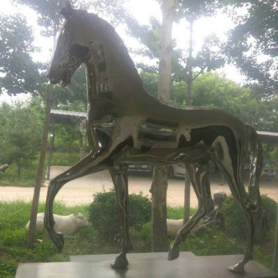 不锈钢马雕塑 公园马雕塑设计制作厂家