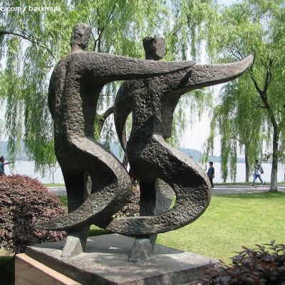 西湖边景观雕塑 抽象铜雕塑